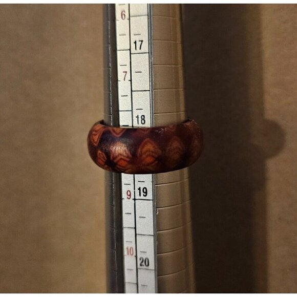 Size 8 Real Wood Unisex Ring Handcrafted Matte Finish Minimalist Jewelry - Picture 4 of 4